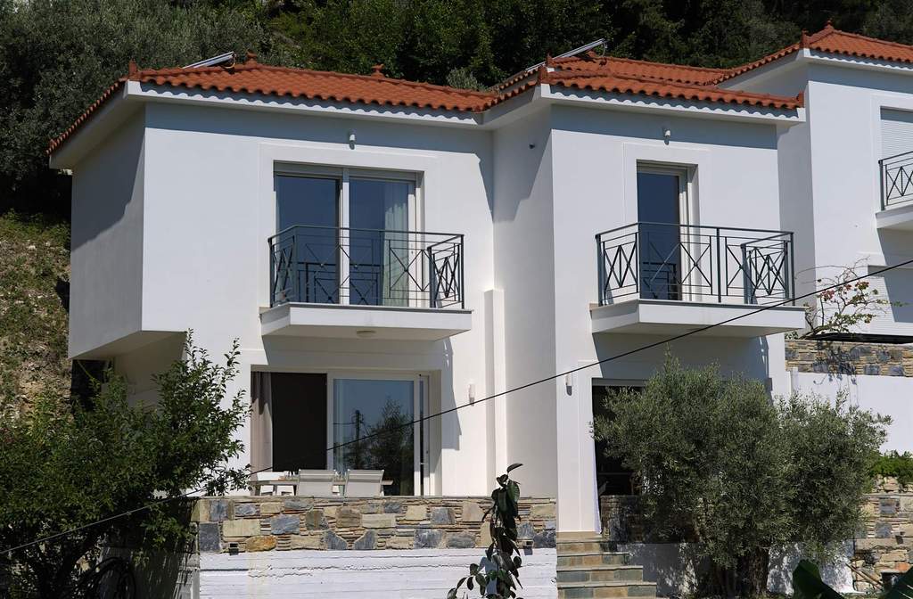 Elia Residence