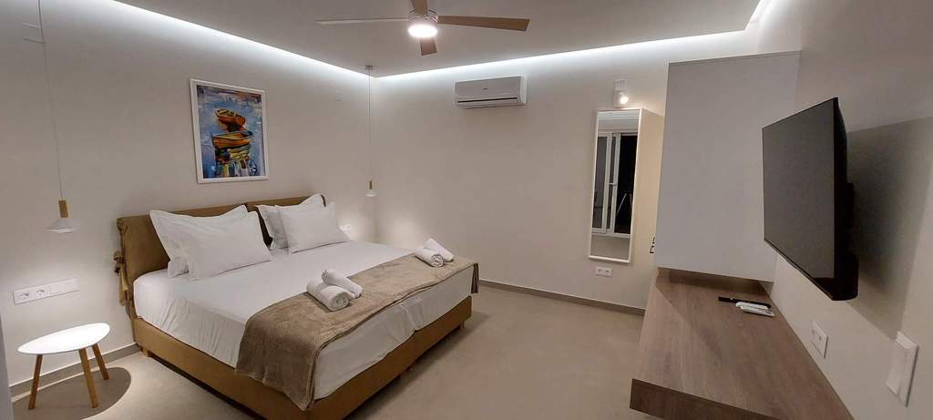 Elia Residence